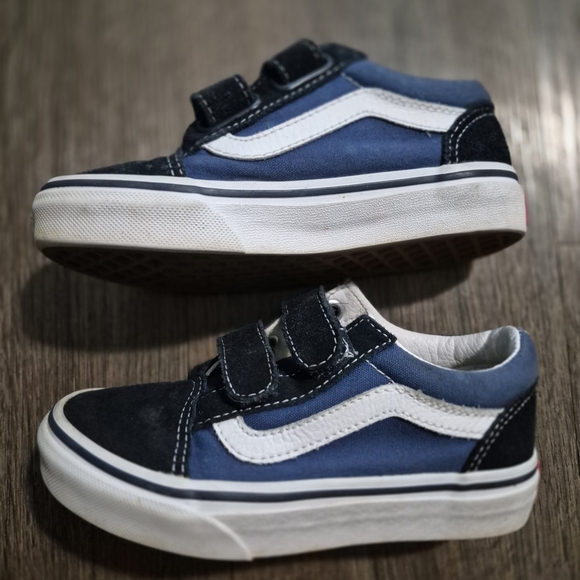 Kids Vans - Picture 2 of 6